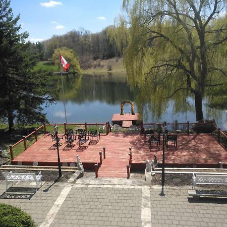 Lakeside Private Suite-Queen Bed Room Tottenham Εξωτερικό φωτογραφία
