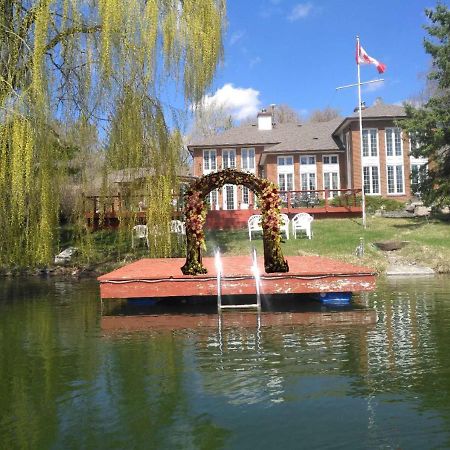Lakeside Private Suite-Queen Bed Room Tottenham Εξωτερικό φωτογραφία