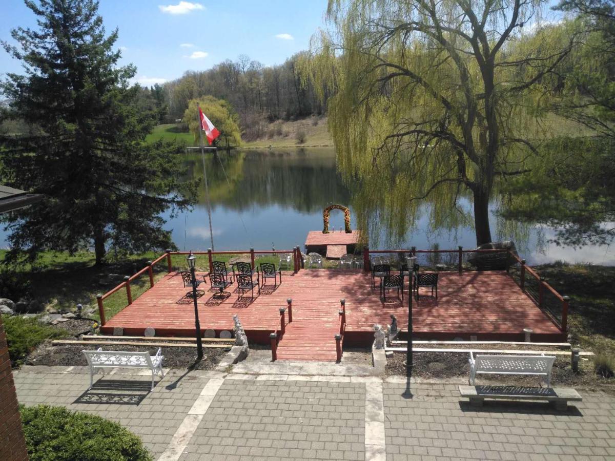 Lakeside Private Suite-Queen Bed Room Tottenham Εξωτερικό φωτογραφία